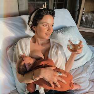 Bekah Martinez Breast-Feeds Daughter Before Drinking Wine