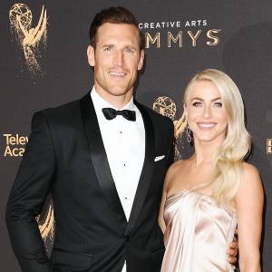 Brooks Laich Julianne Hough Support System Marriage