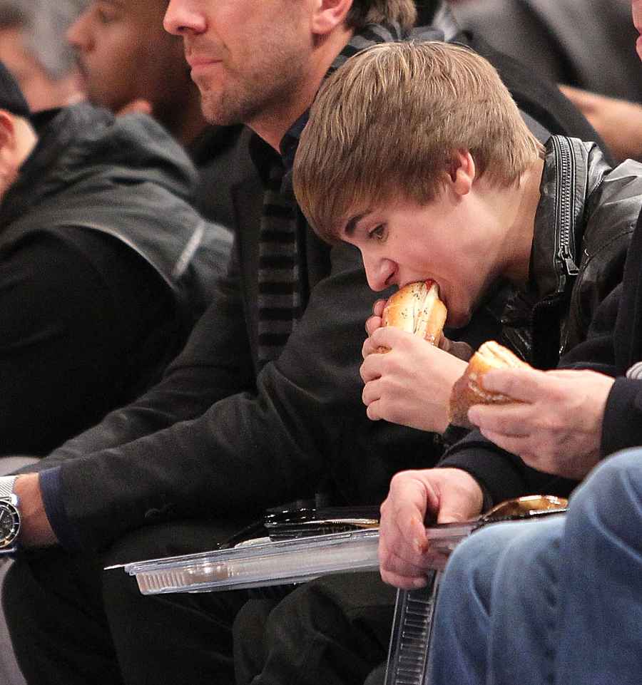 Celebs Eating Courtside