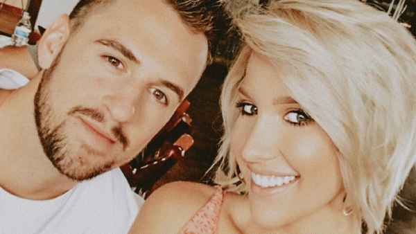 Growing Up Chrisley’s Savannah Chrisley Is Engaged to Hockey Player Nic Kerdiles