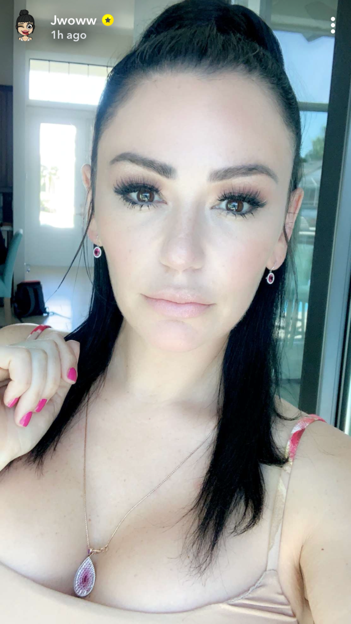Jenni ‘JWoww’ Farley Shares Photo on Date With Mystery Man: She’s ‘Moved On’