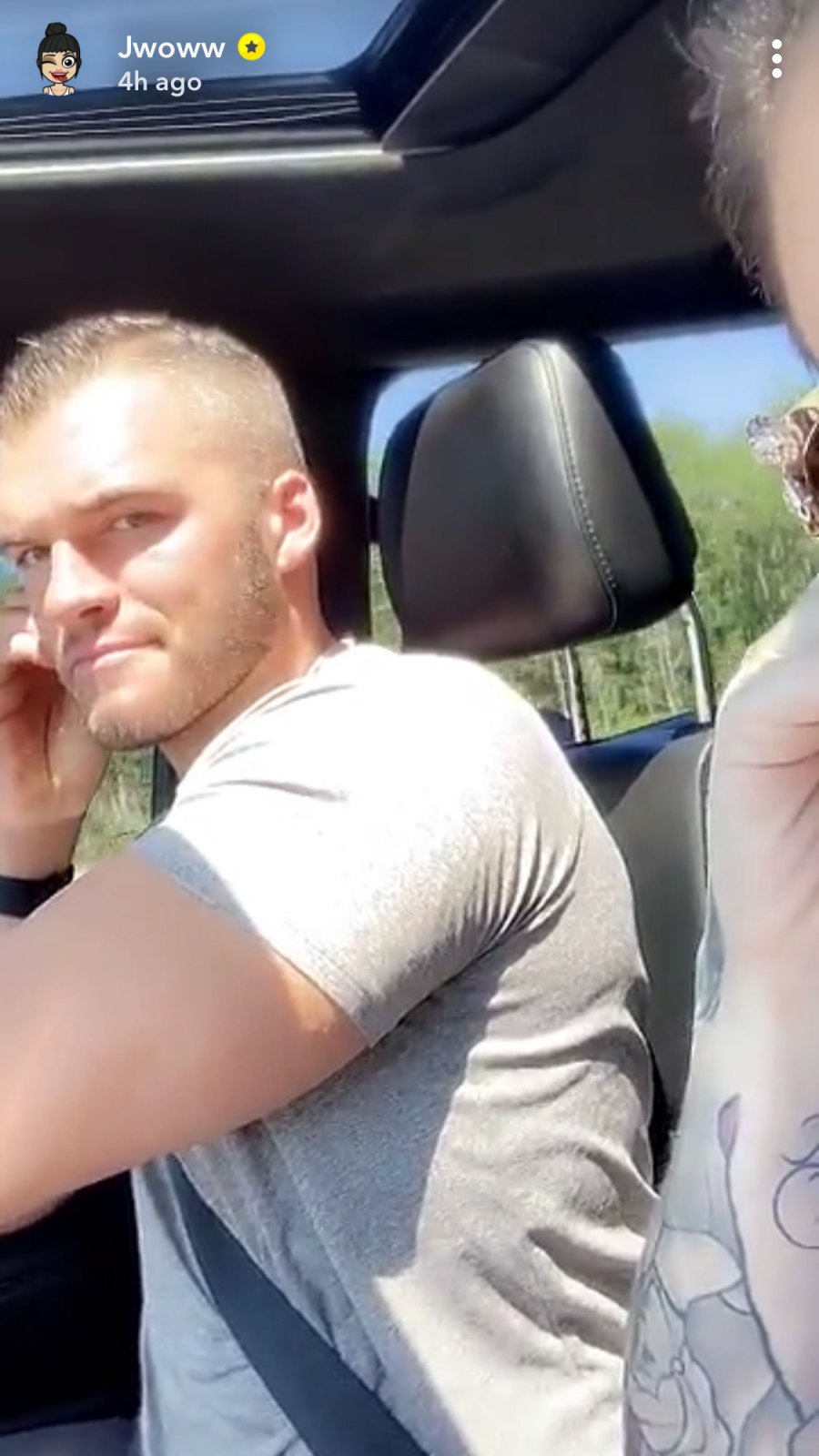 JWoww’s ‘Jersey Shore’ Pals Show Support for Her New Boyfriend As They Visit Harry Potter World SnapChat