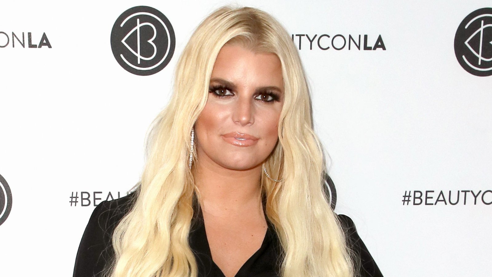 Jessica Simpson Shares Picture of Birdie