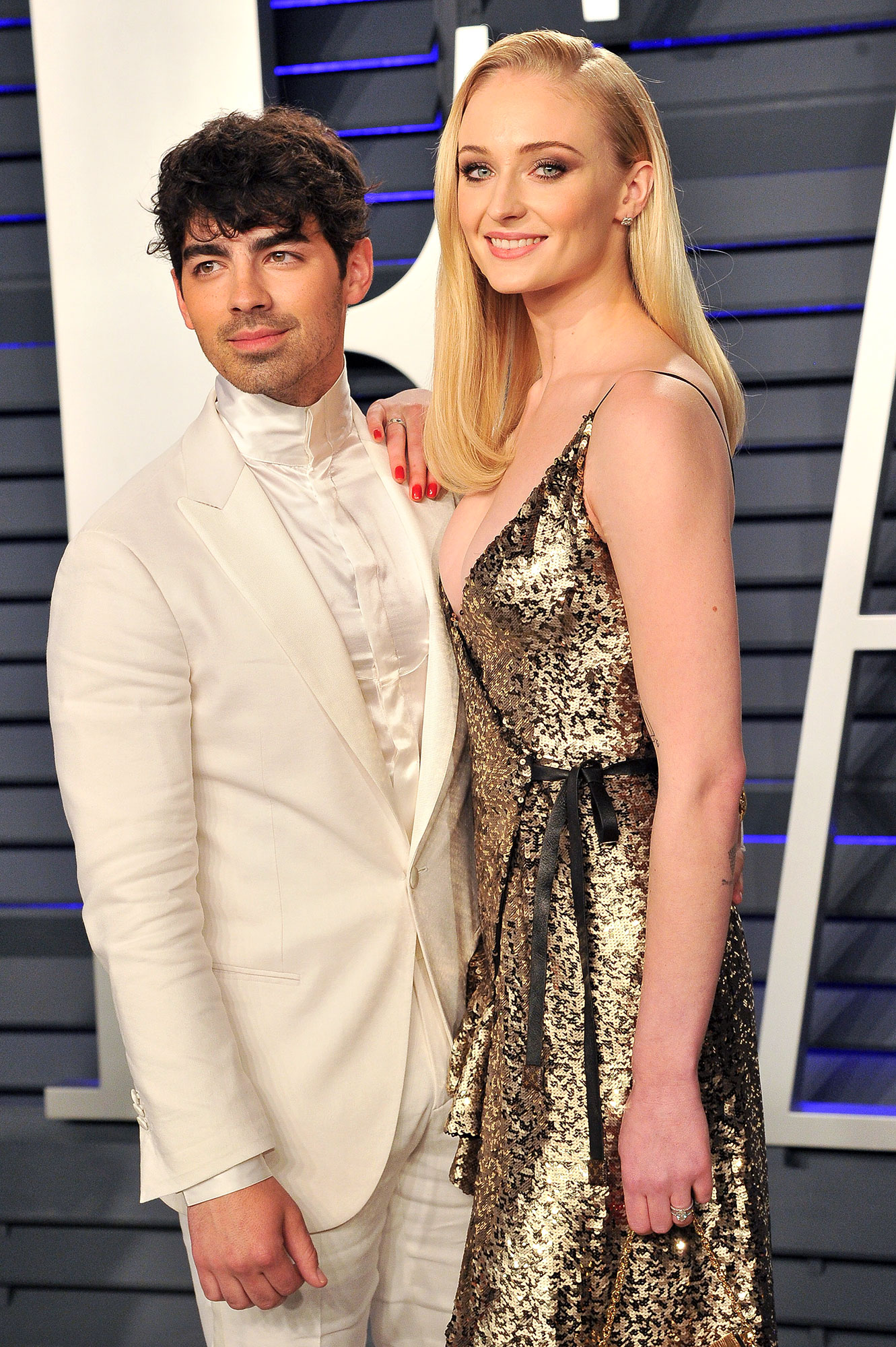 It Runs in the Family! Joe Jonas Slid Into Fiancee Sophie Turner’s DMs