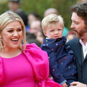 Kelly Clarkson Brings Her Kids to the 'UglyDolls' Premiere