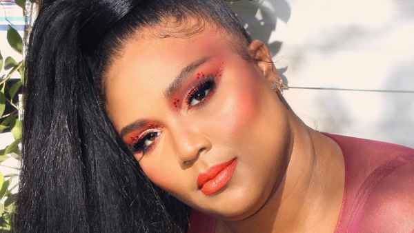 Lizzo's Swarovski Crystal-Covered Eyes and More Coachella Weekend 2 Beauty