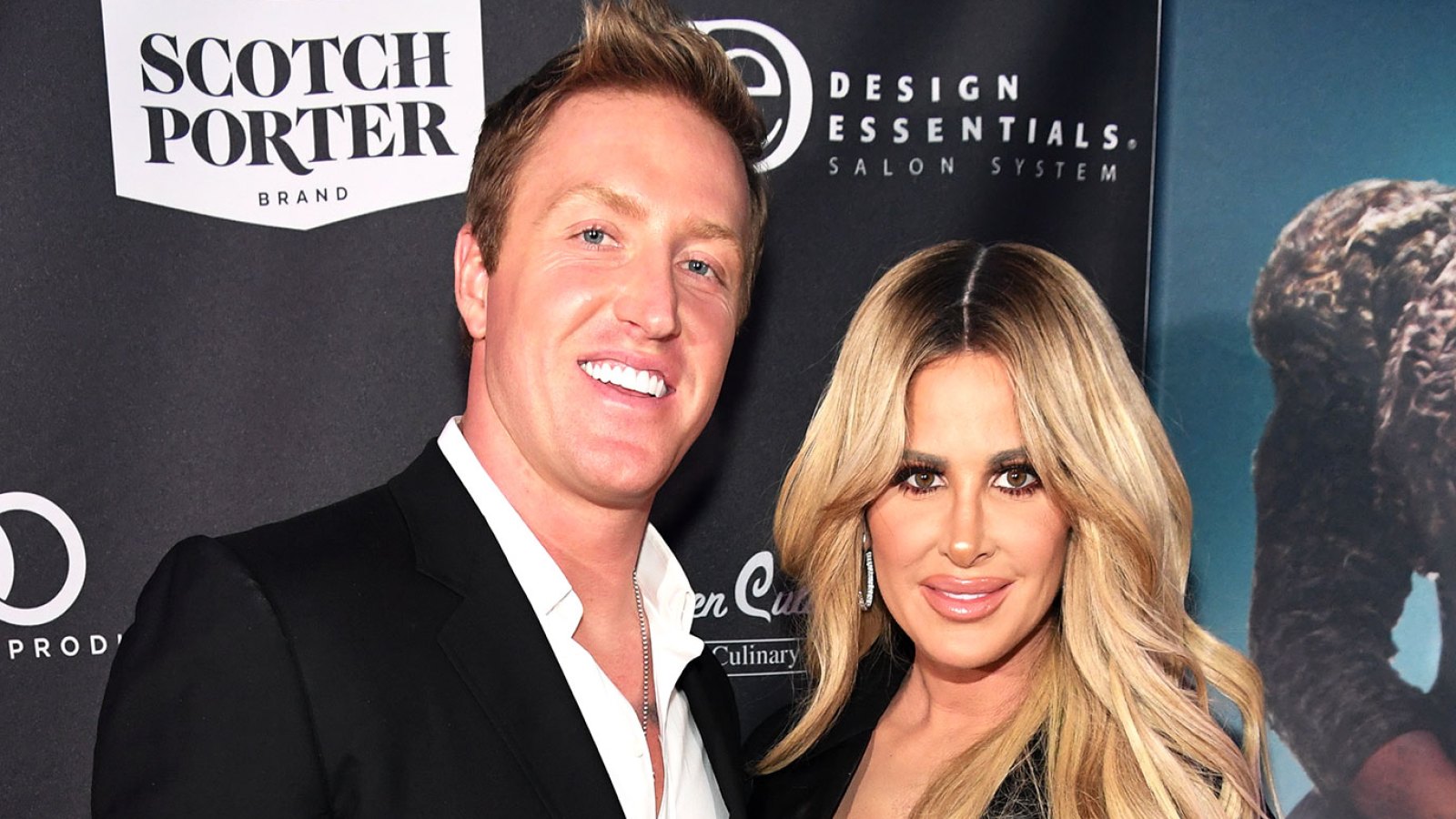 Kim Zolciak Poses Nude, Wearing Nothing But a Giant Hat in Sexy Photo Taken by Husband Kroy