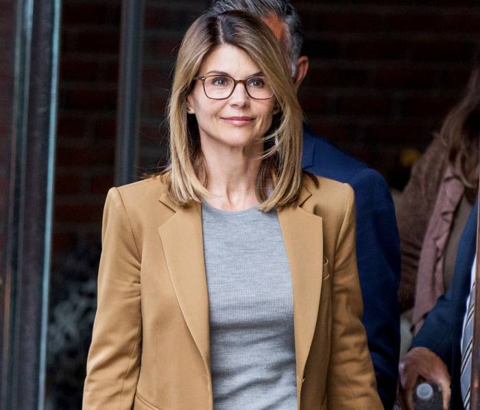 Lori-Loughlin-Plead-Not-Guilty-in-College-Admissions-Case
