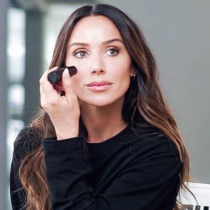 Mary Phillips Kendall Jenner’s Makeup Artist