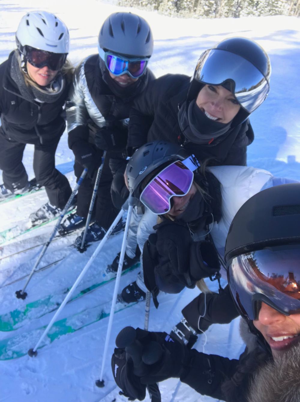 Megyn-Kelly-girls-ski-trip