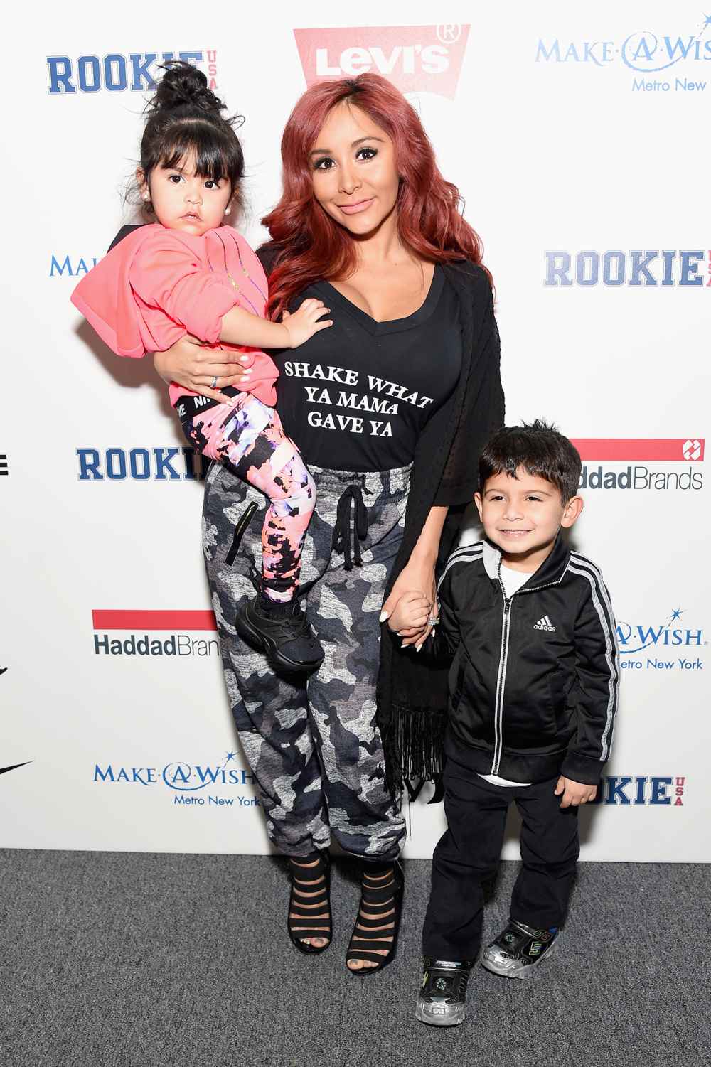 Nicole Snooki Polizzi Claps Back After Criticized For Using a Stroller at Disneyland I'm Not Losing My Offspring