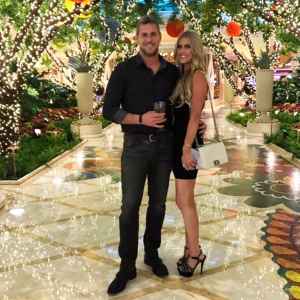 Pregnant Christina Anstead Shows Off Baby Bump at 17 Weeks During Workout With Husband Ant