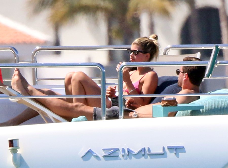 Scott Disick Sofia Richie vacation in Mexico