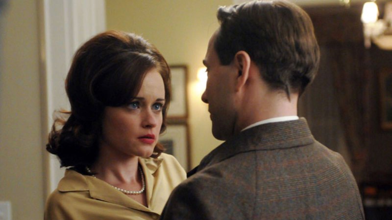 TV Couples Who Dated IRL Pete and Beth Mad Men
