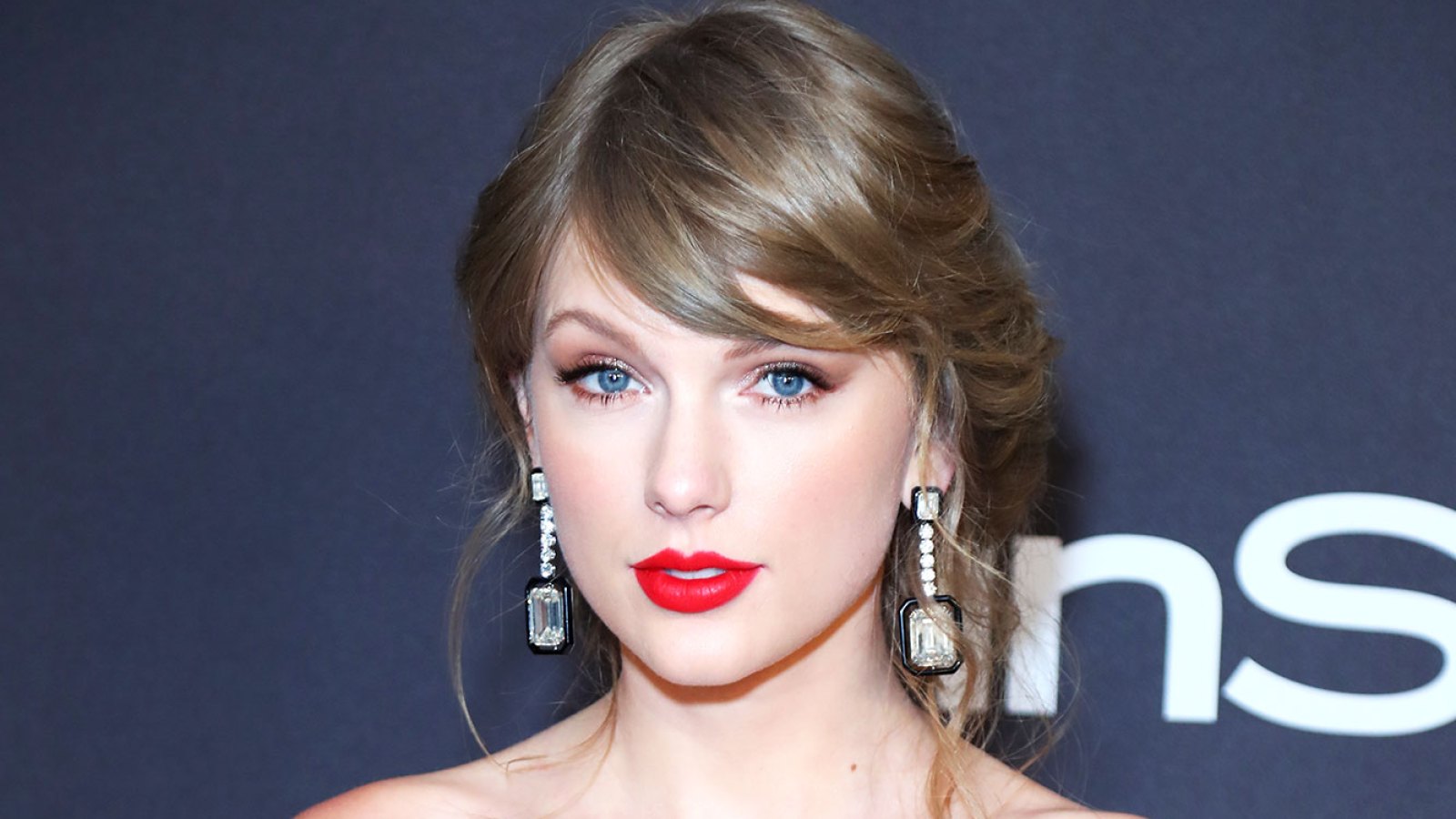 Taylor Swift Shrugs Off Stolen Car Crashing Into Her Home With Her Own Song Lyrics