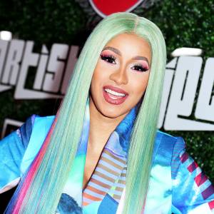 Cardi B coachella 2019 Swisher Sweets Awards rainbow hair wig