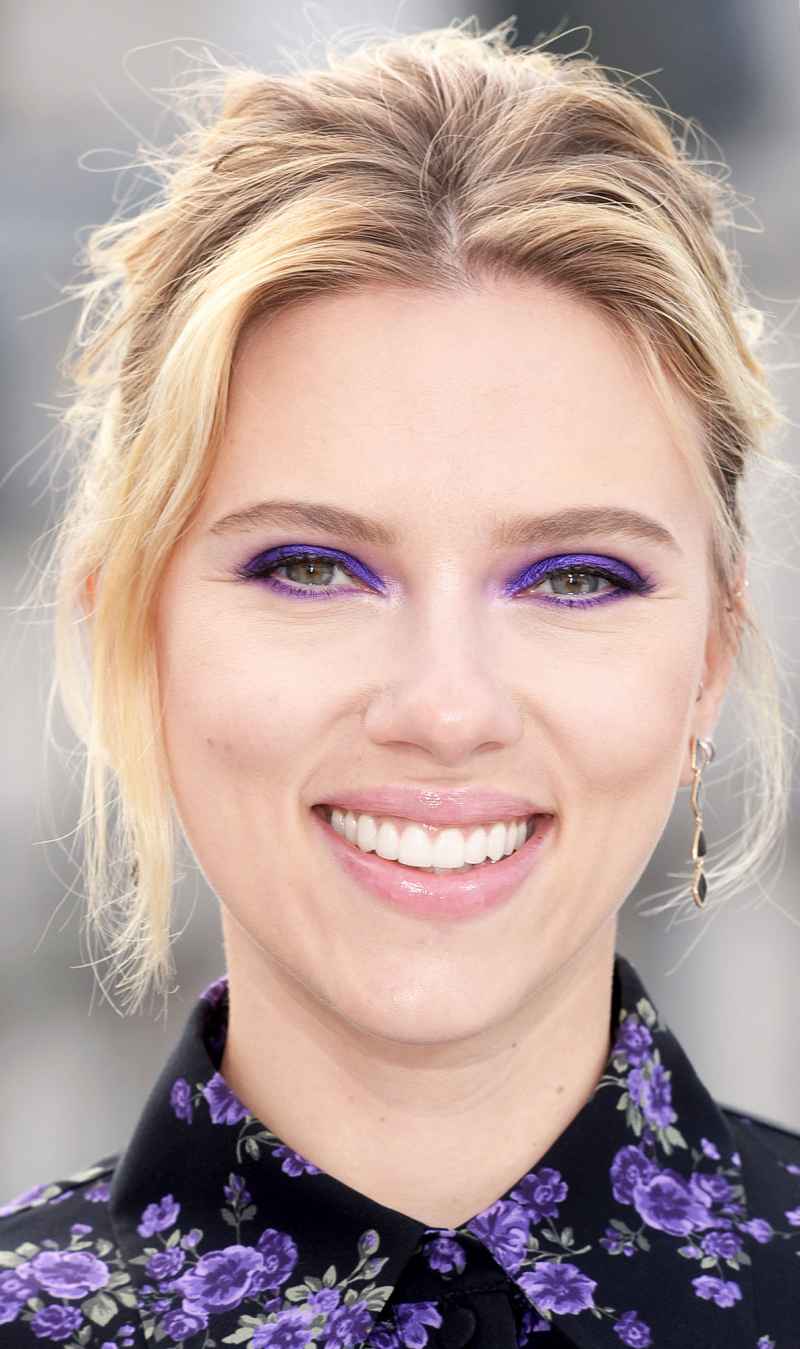 Scarlett Johansson coachella makeup purple eyeshadow
