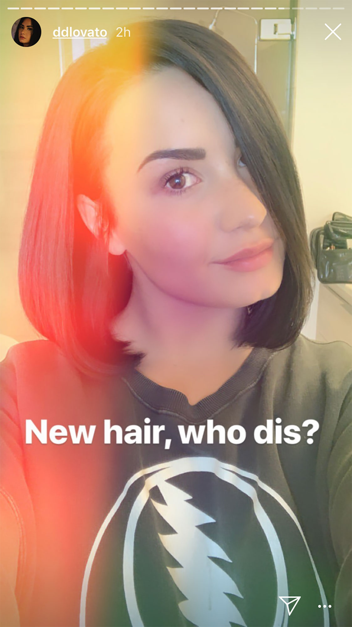 Demi Lovato Gets a Short Lob Haircut for Spring 2019: Pics