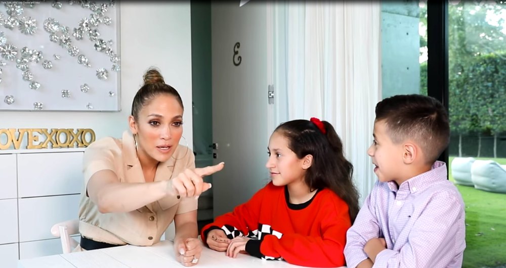 Jennifer Lopez Tells Twins How She Found Out She Was Pregnant