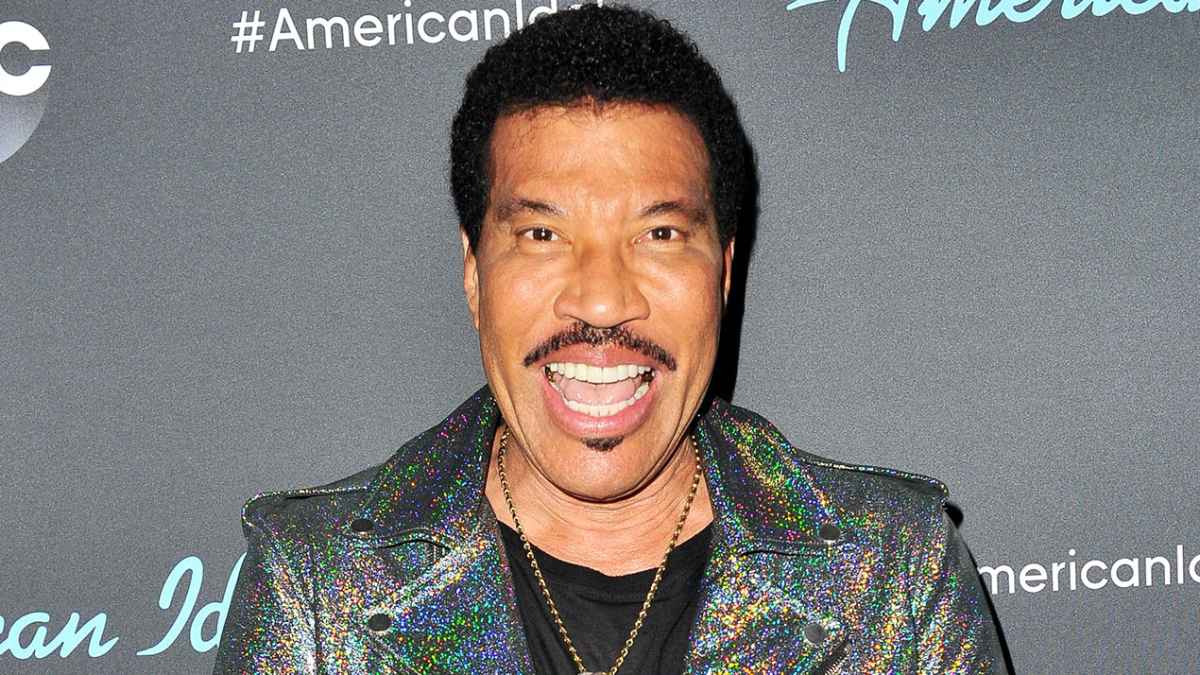 Brenda Harvey Richie, Lionel Richie, and Nicole Richie