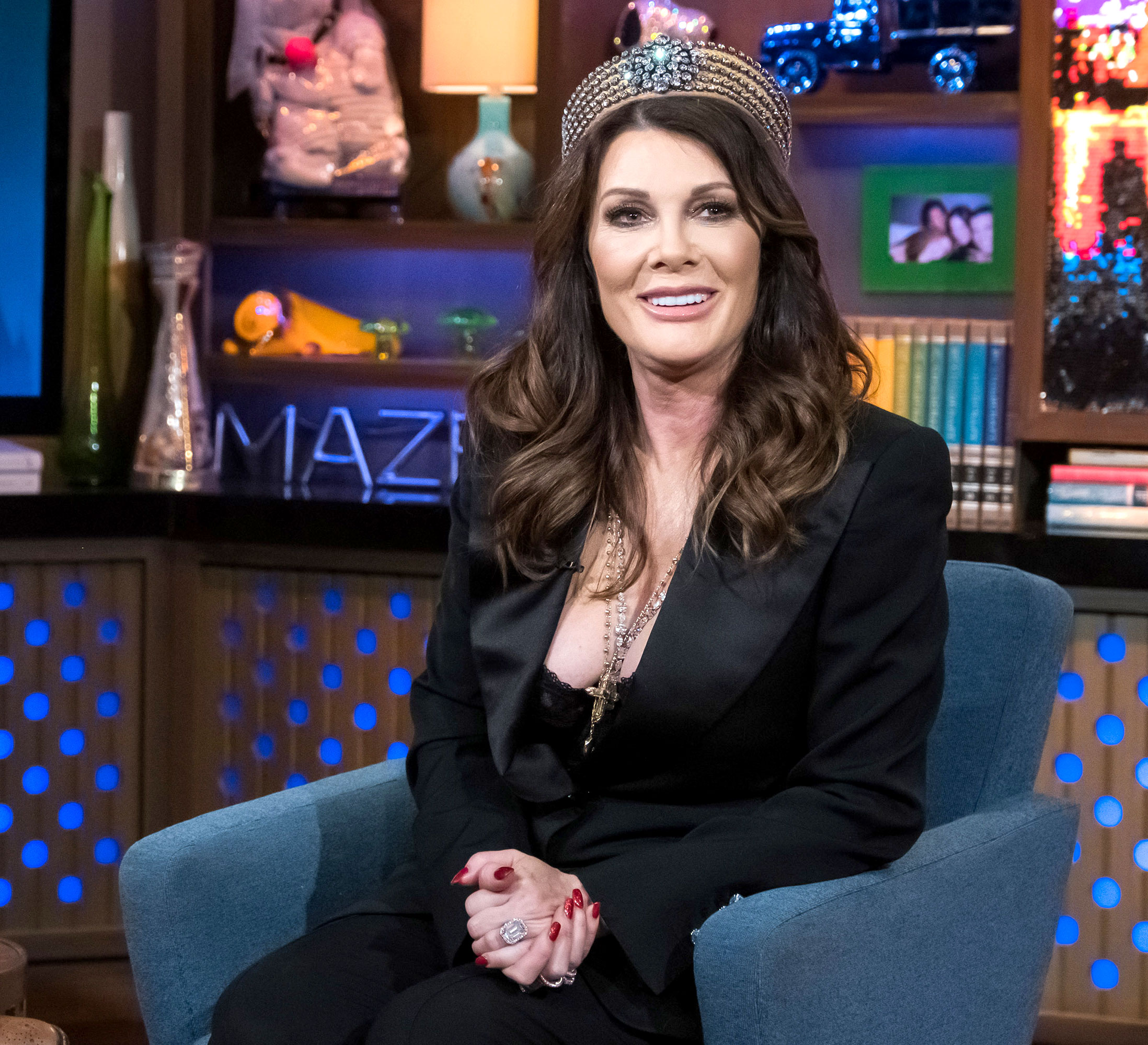 Lisa Vanderpump Calls for RHOBH Costars Finances to be Storylines