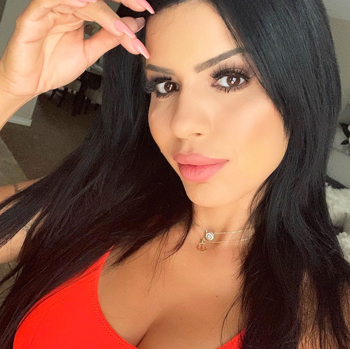90 Day Fiance s Larissa Responds To Deportation Claims