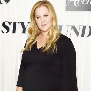 Amy-Schumer-Sending-Out-Love-to-Trolls-Mom-Shaming-