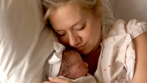 Arie-Luyendyk-Jr.-and-Lauren-Burnham-Share-First-Pics-of-Newborn-Daughter-2