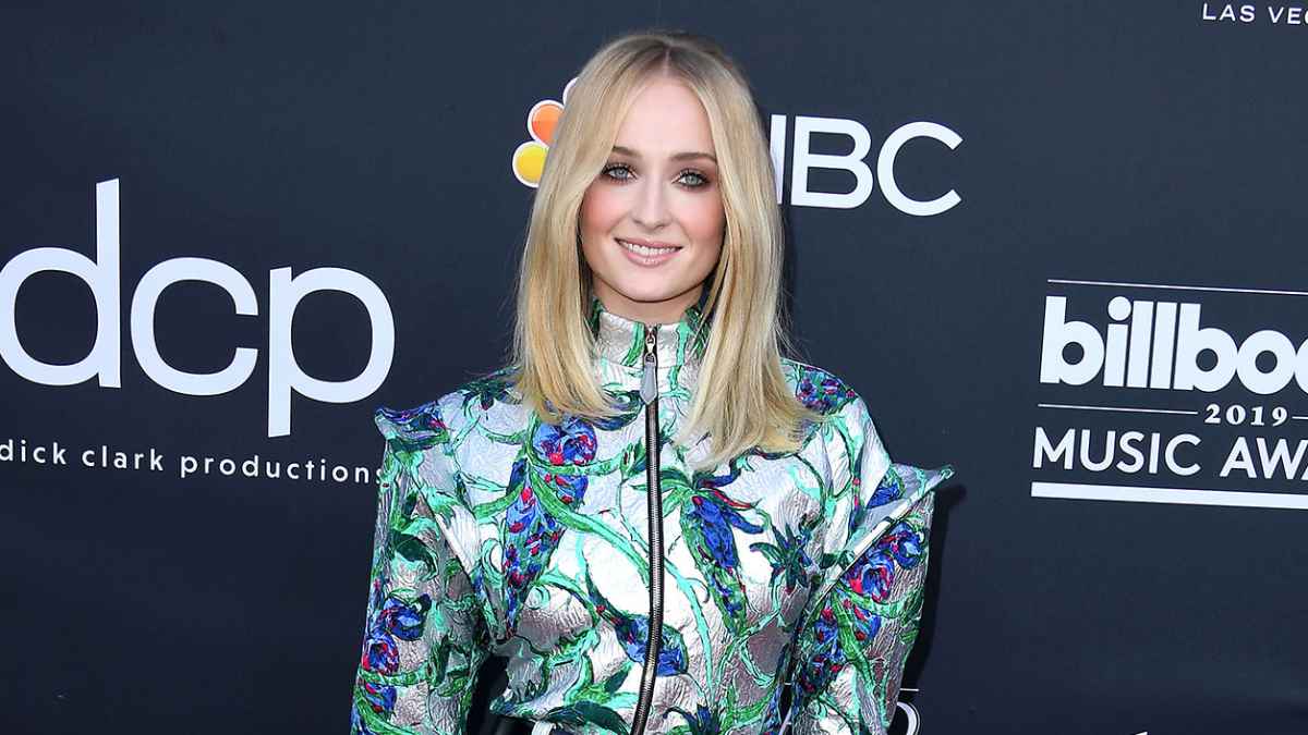 Sophie Turner Lose Weight for Game of Thrones BBMA Red Carpet