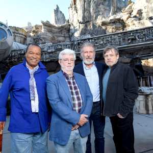 Billy-Dee-Williams,-George-Lucas,-Harrison-Ford-and-Mark-Hamill