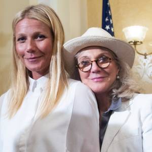 Blythe Danner Calls Gwyneth Paltrow a ‘Brilliant’ Parent