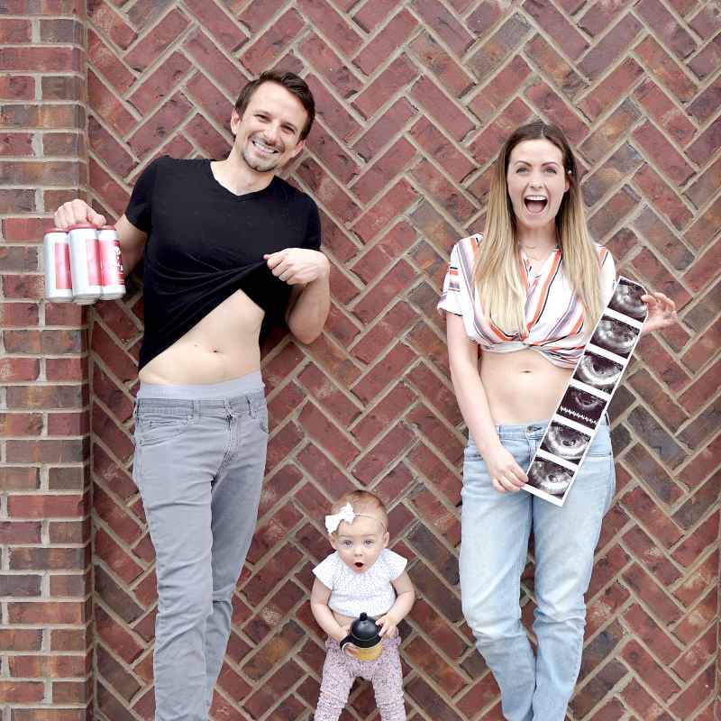Carly-Waddell-Evan-Bass-and-Isabella-with-sonogram-pics-2