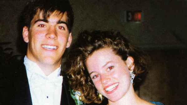 Elizabeth-Banks-prom-promo