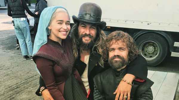 Emilia-Clarke-Shares-Photo-With-Starbucks-Cup