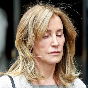 Felicity-Huffman-cried-Pleading-Guilty-to-Fraud