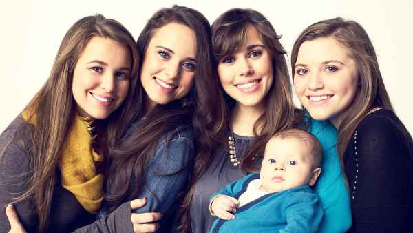 Jana, Jinger, Jessa Seewald, Spurgeon Seewald and Joy Anna