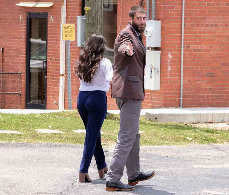 Jenelle Evans and David Easona Leave Court Holding Hands