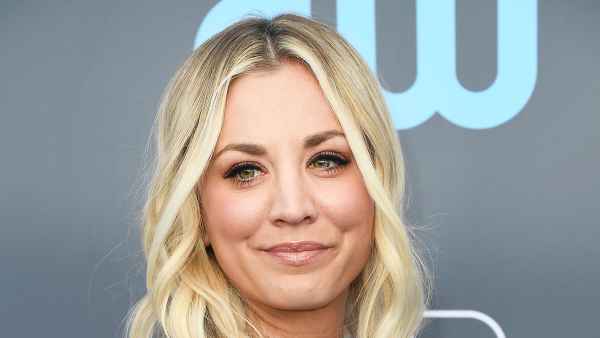 Kaley Cuoco False Eyelashes