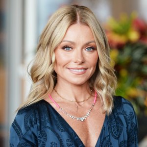 Kelly Ripa Is Shrugging Off 'Bachelor' Drama