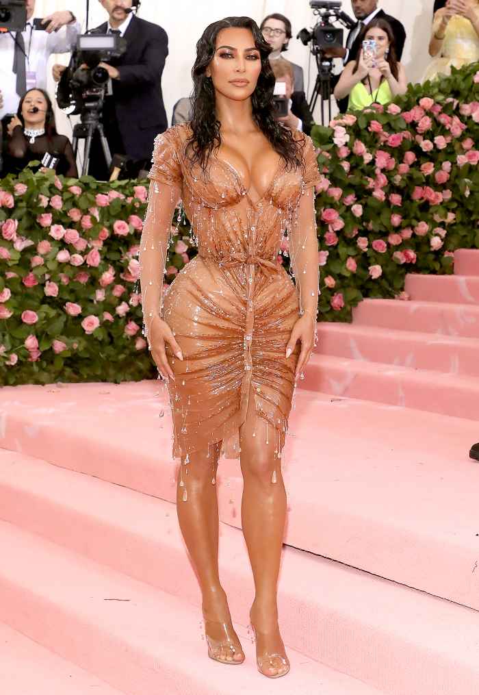 Kim-Kardashian-Met-Gala-corset-breathing-lessons