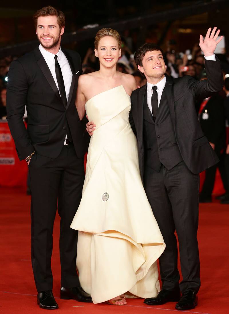 Celebrity Costars Who Bonded Over Food Liam Hemsworth Jennifer Lawrence Josh Hutcherson