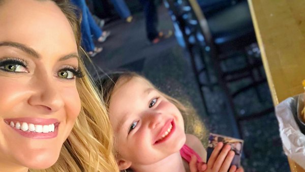 MOLLY-MESNICK-daughter