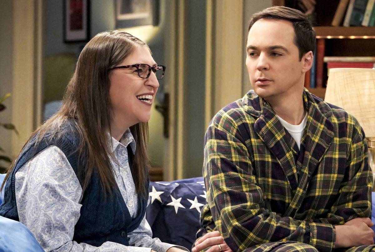 Bialik Did Not Steal 'Big Bang Theory,' 'Blossom'
