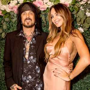 Nikki-Sixs’s-Wife-Courtney-gives-birth