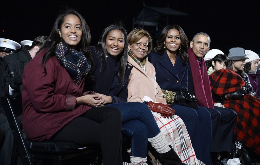 Marian Robinson Malia Sasha Michelle Barack Obama Family Gallery