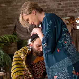 Ryan-Eggold-as-Dr.-Max-Goodwin,-Lisa-O'Hare-as-Georgia-Goodwin-New-Amsterdam