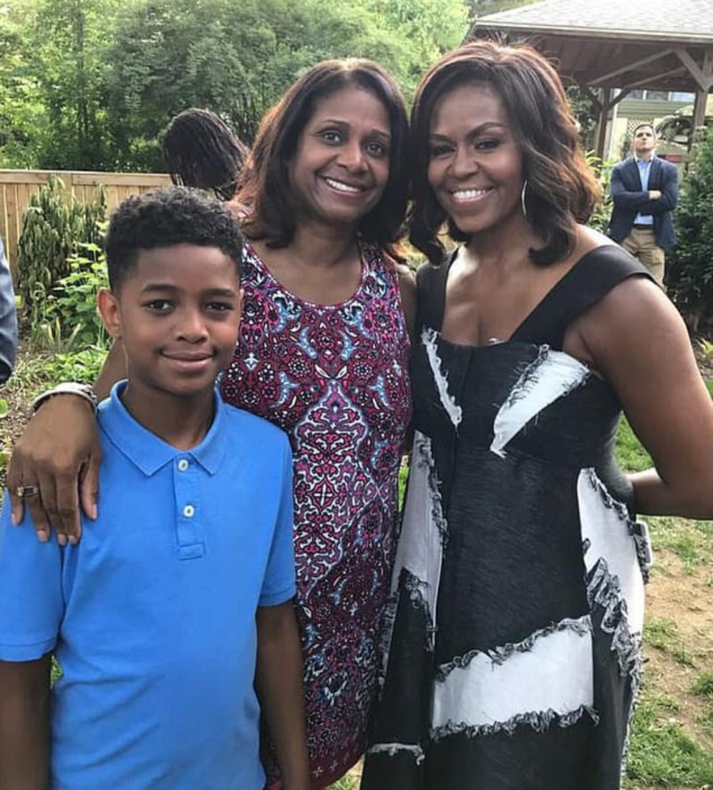 Sasha Obama Goes to Prom, Michelle Obama and Malia Obama Pop in for Family Pictures