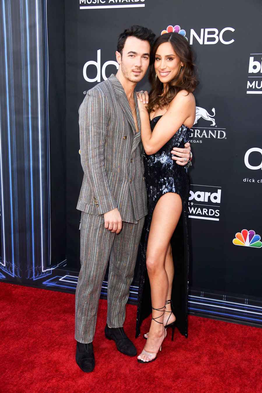 See the Hottest Couples at the BBMAs Kevin Jonas of Jonas Brothers ans Danielle Jonas