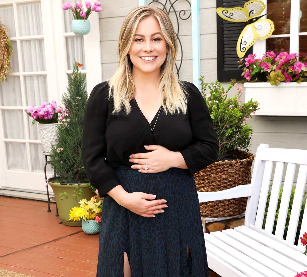 Shawn-Johnson-Does-First-Pregnant-Backflip