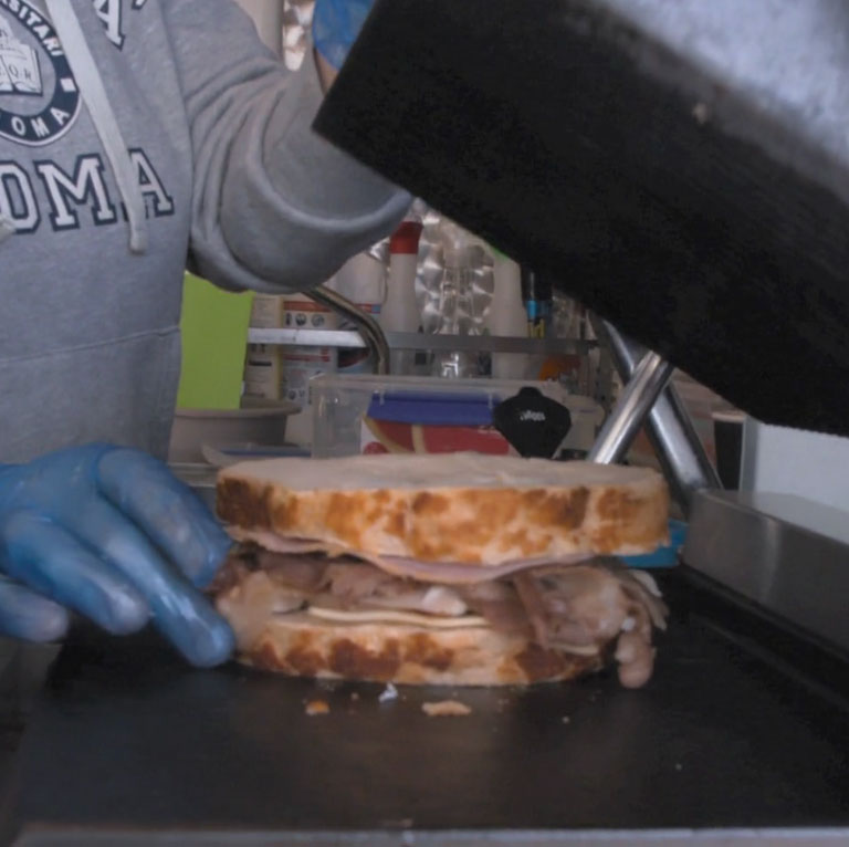 The 'Game of Thrones' Cast Ate Something Called ‘Fully Loaded Toasties
